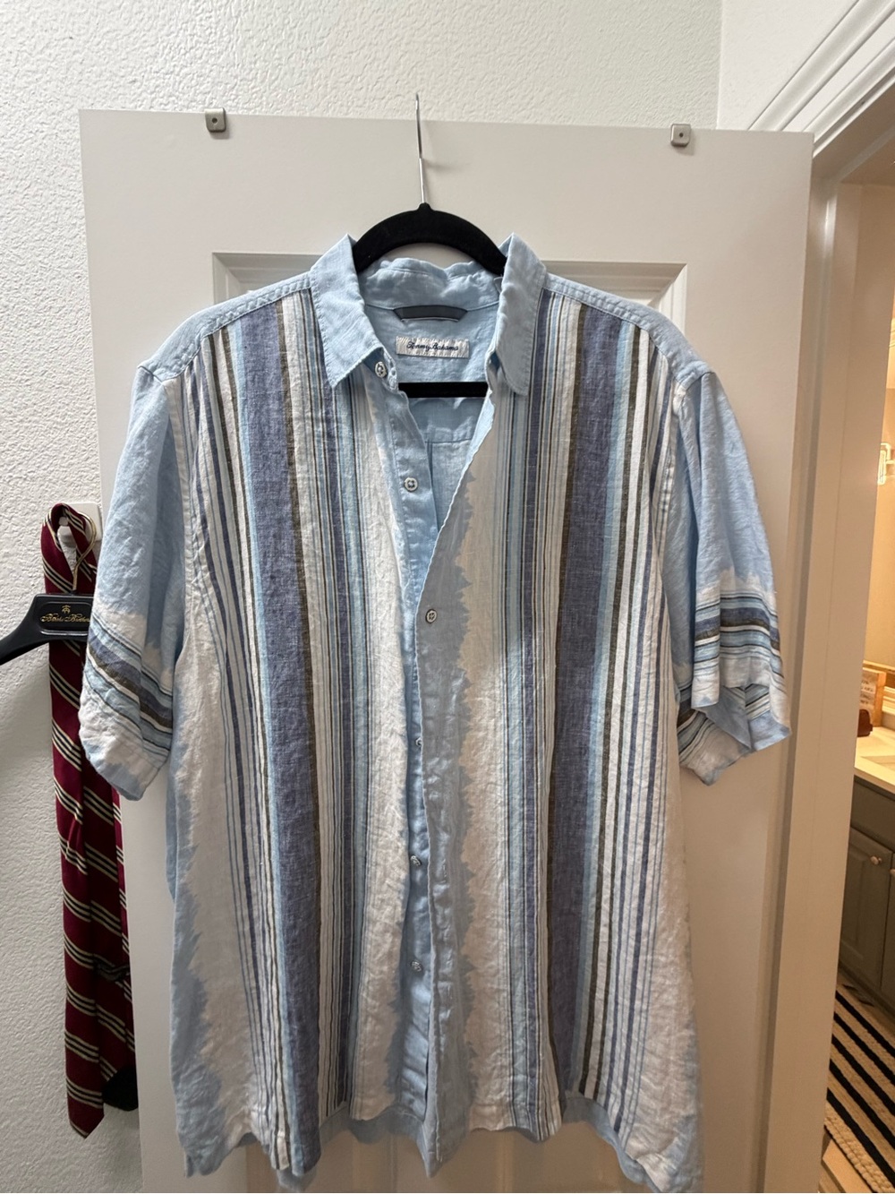 Men’s Tommy Bahama Button Down